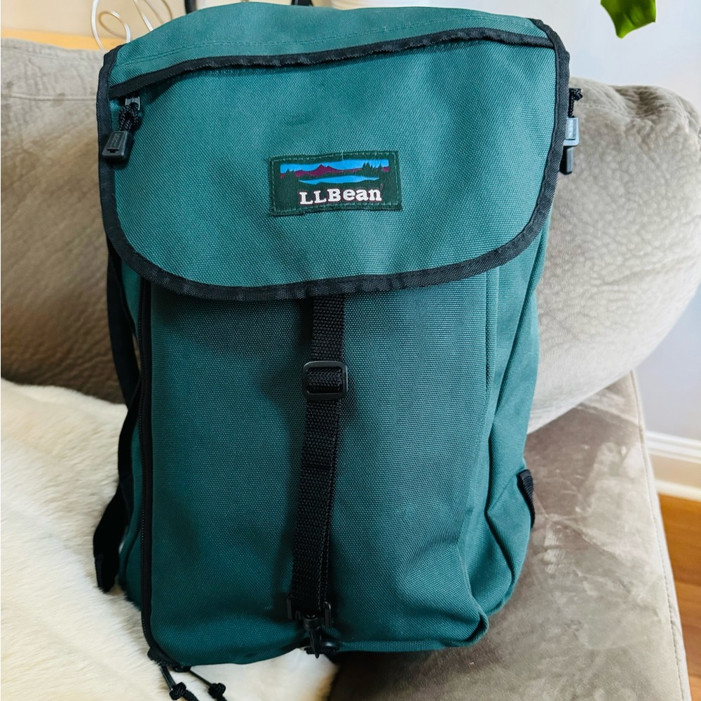 Vintage Forest Green LL Bean Travel Bag